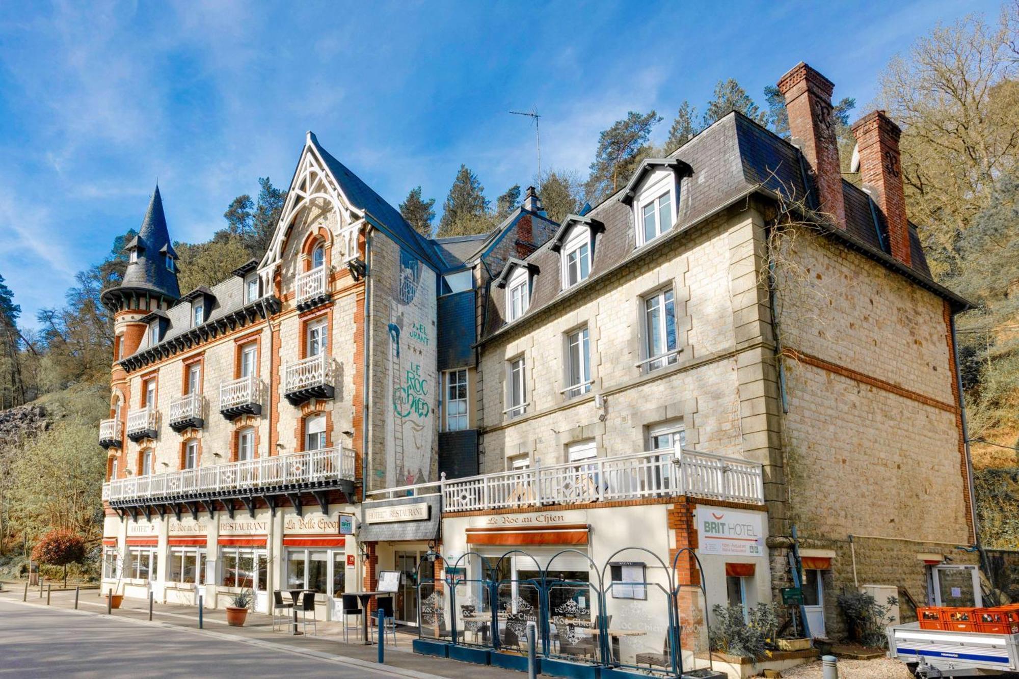Brit Hotel & Spa Le Roc Au Chien Bagnoles de l'Orne Normandie Exterior foto